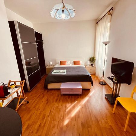 Easy Stay Apartment City Center Рим Екстериор снимка